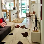 Flat Com Servico Completo E Vista Cristo